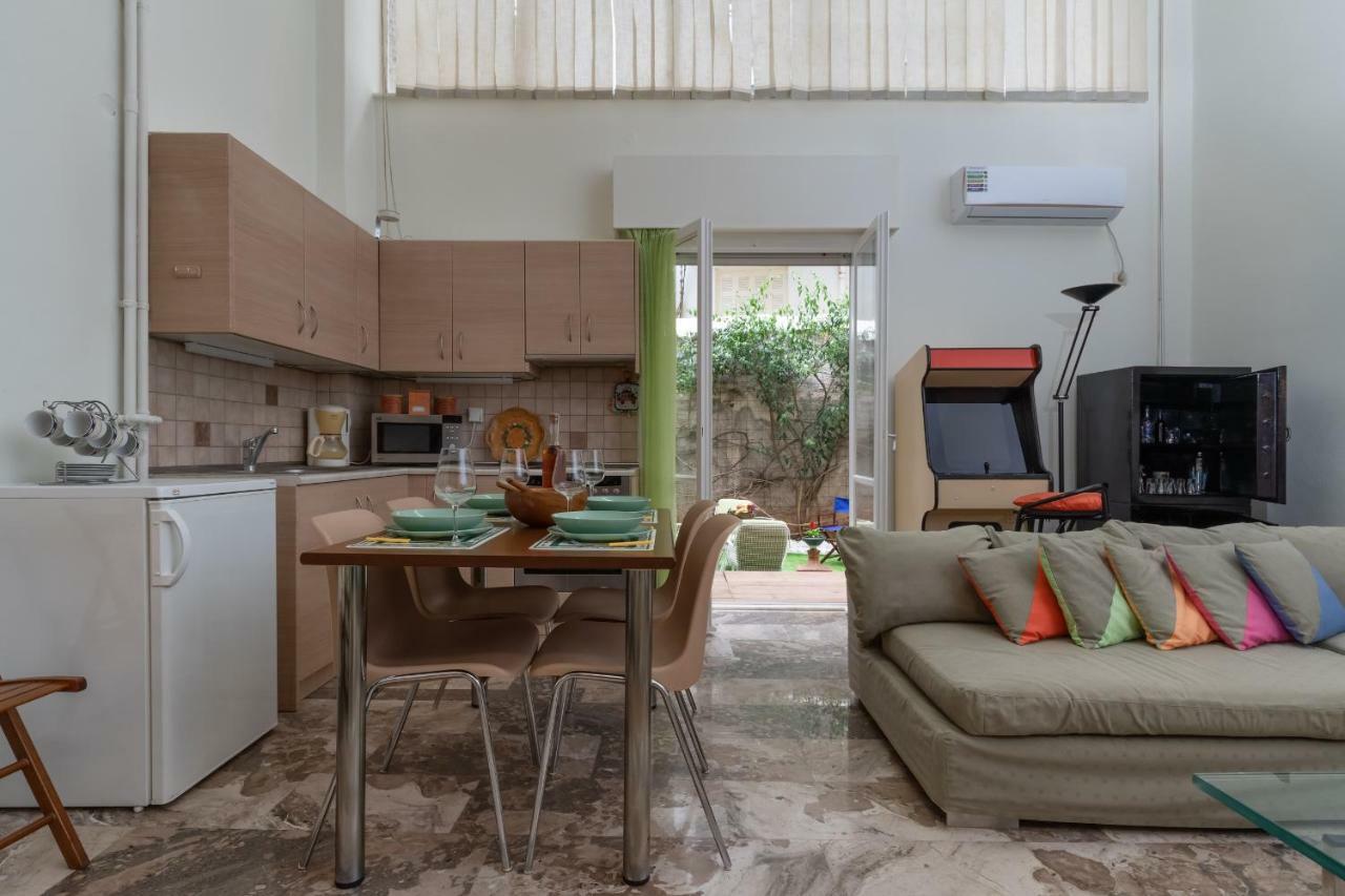 Appartamento Acropolis Koukaki Loft Private Garden Atene Esterno foto