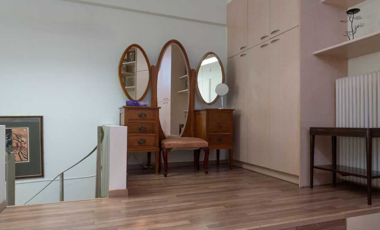 Appartamento Acropolis Koukaki Loft Private Garden Atene Esterno foto